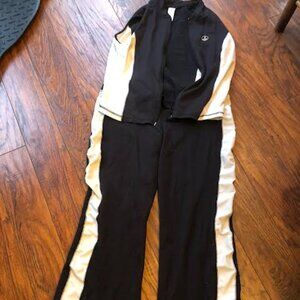 womens 2 piece roots yoga pants and vest